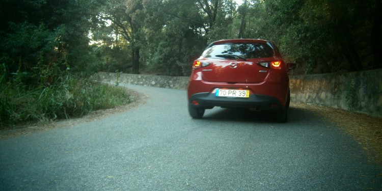 Mazda 2 1.5 SKYACTIV: Um utilitário rebelde. 14