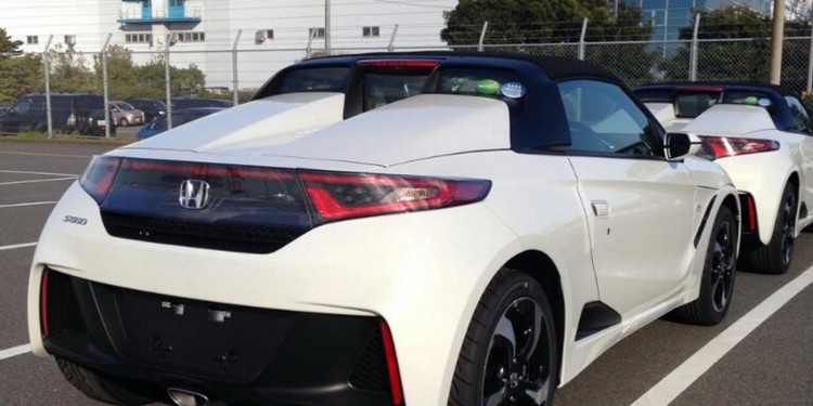 Honda S660: Um sucesso de vendas! 26