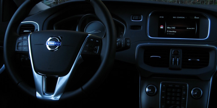 Volvo V40 D2: Um verdadeiro "Premium". 42