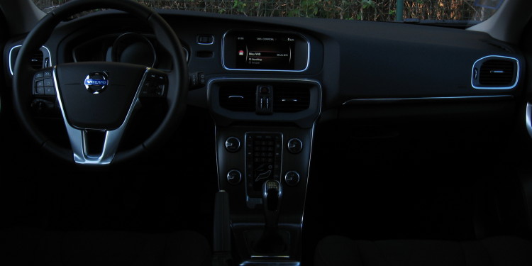 Volvo V40 D2: Um verdadeiro "Premium". 41