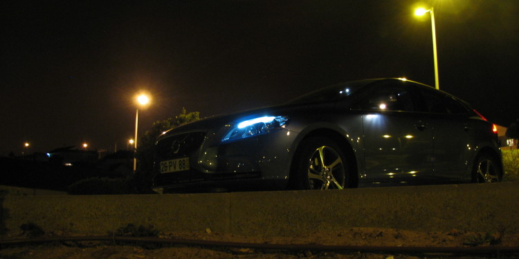Volvo V40 D2: Um verdadeiro "Premium". 14