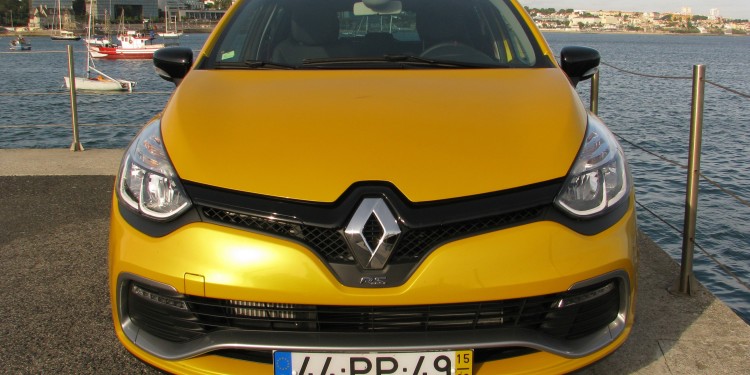 Renault Clio RS: "Mais perto da Emoção!" 32