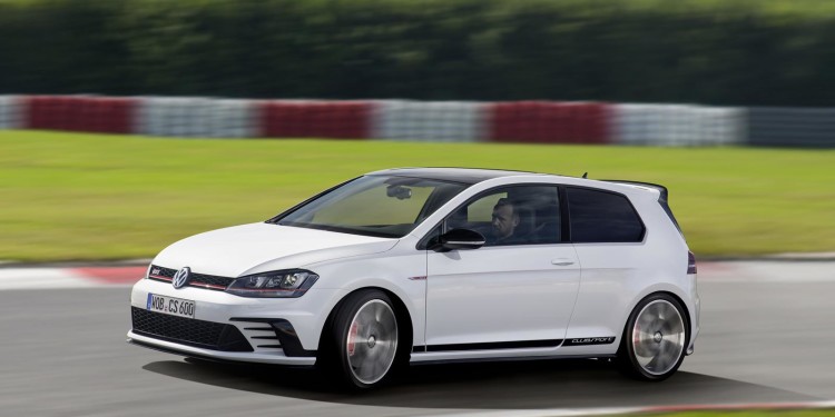 VW Golf GTI Clubsport: 265 cavalos de rebeldia! 20