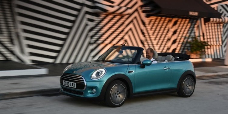 Mini Cooper perde a cabeça em Tokyo! 17