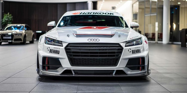 Senhoras e senhores! Apresentamos o Audi TT CUP! 18