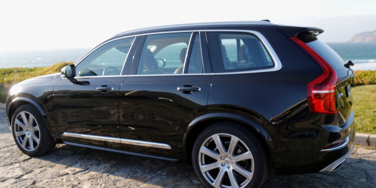 Volvo XC90 D5: Melhor que o sofá de casa! 58