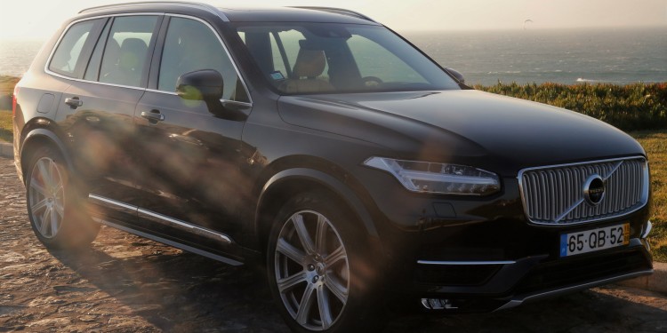 Volvo XC90 D5: Melhor que o sofá de casa! 32
