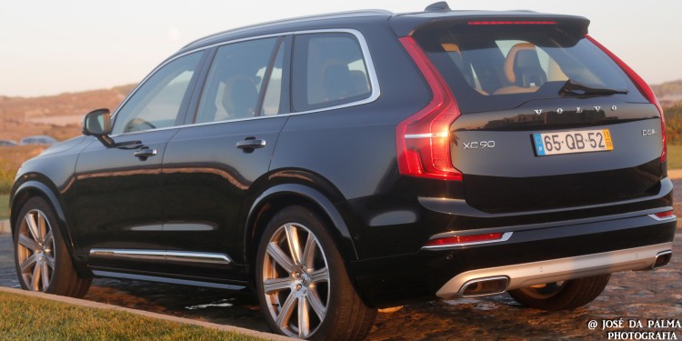 Volvo XC90 D5: Melhor que o sofá de casa! 18