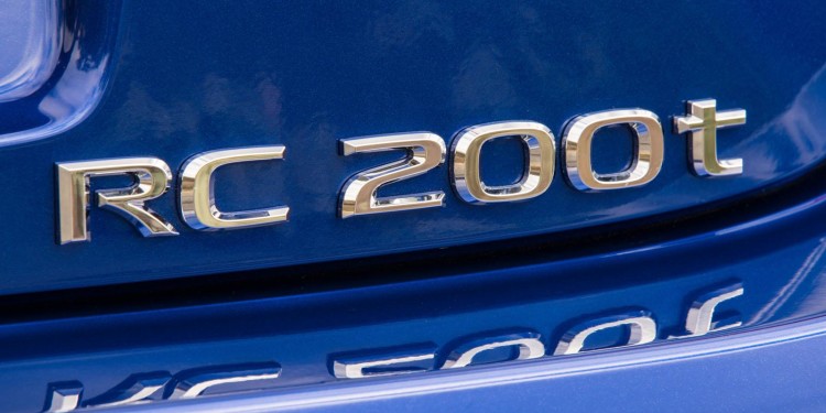 Lexus RC Coupé recebe motor Turbo. 16