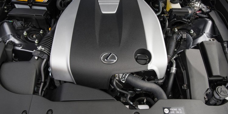 Lexus RC Coupé recebe motor Turbo. 24