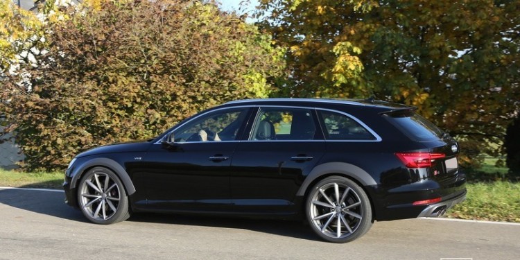 Nova Audi RS4 Avant apanhada pelas objectivas! 15