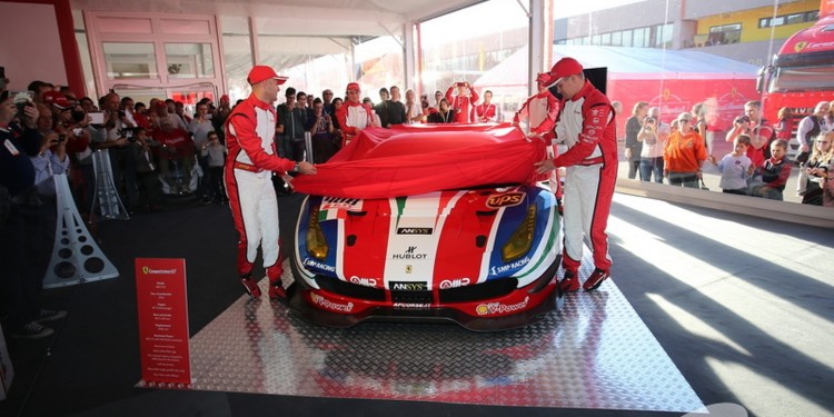 Ferrari 488 GTE e GT3 revelados em Mugello. 15