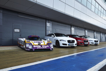 Jaguar XJR e XJR9 encontram-se em Silverstone! 14