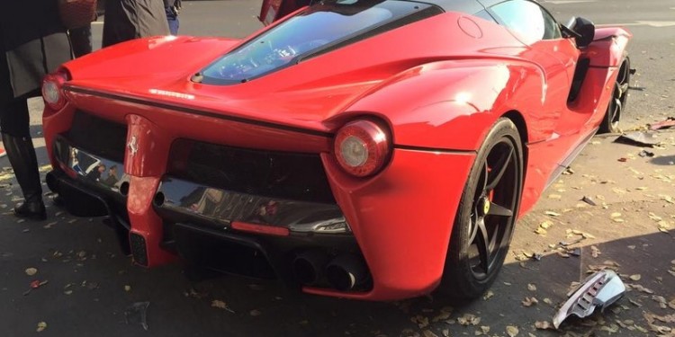 LaFerrari despista-se contra 3 carros em Budapest 21