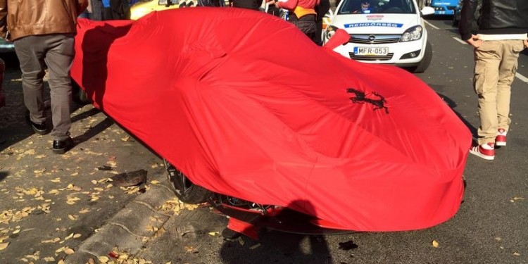 LaFerrari despista-se contra 3 carros em Budapest 15