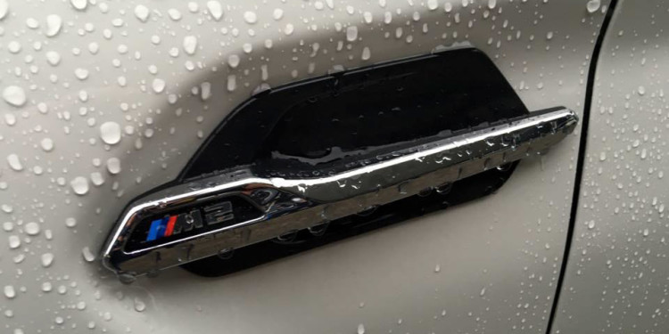 BMW M2 aparece com camuflagem mínima! 16