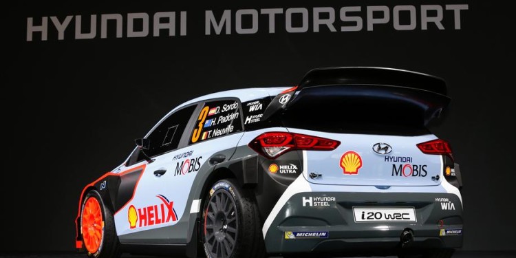 Hyundai i20 WRC pronto para enfrentar 2016!! 19
