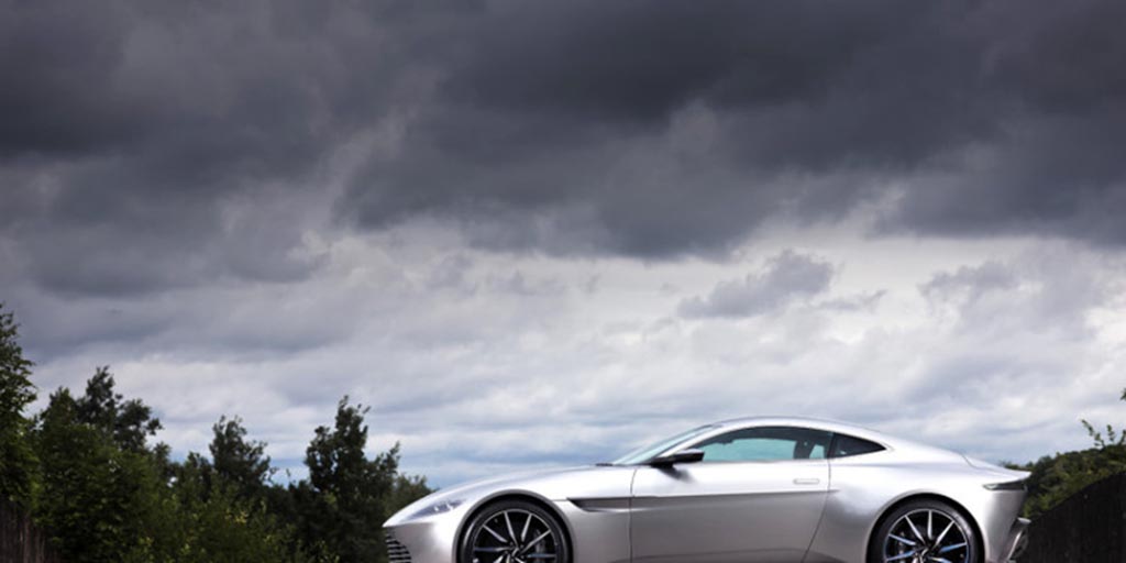 Aston Martin DB10 será leiloado! 15