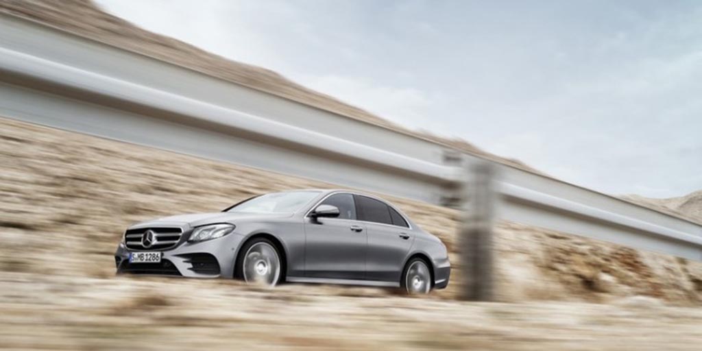 Mercedes Classe E aparece em Detroit. 25