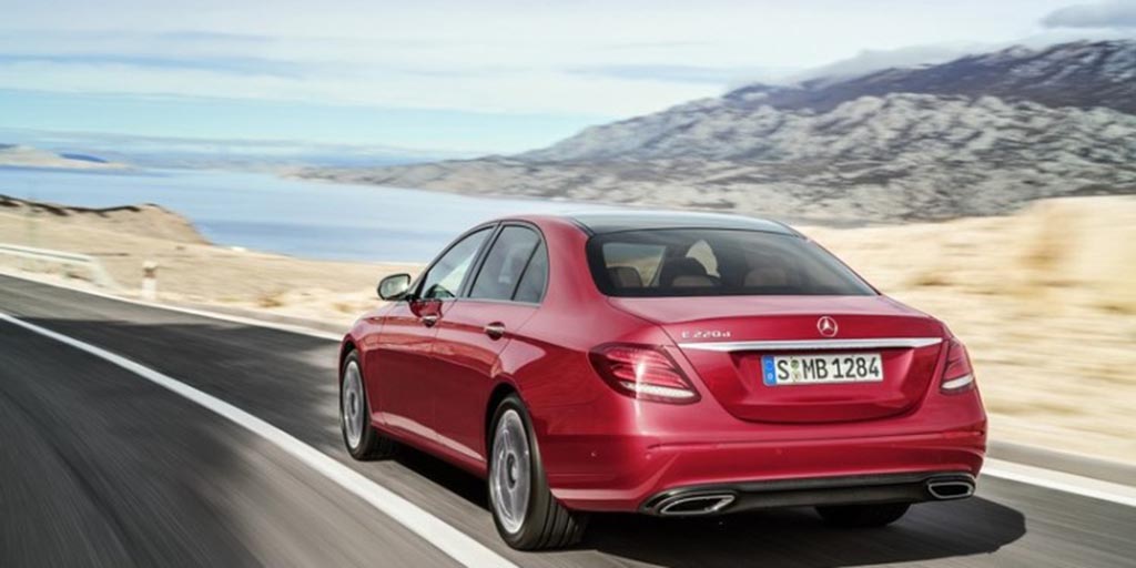 Mercedes Classe E aparece em Detroit. 22