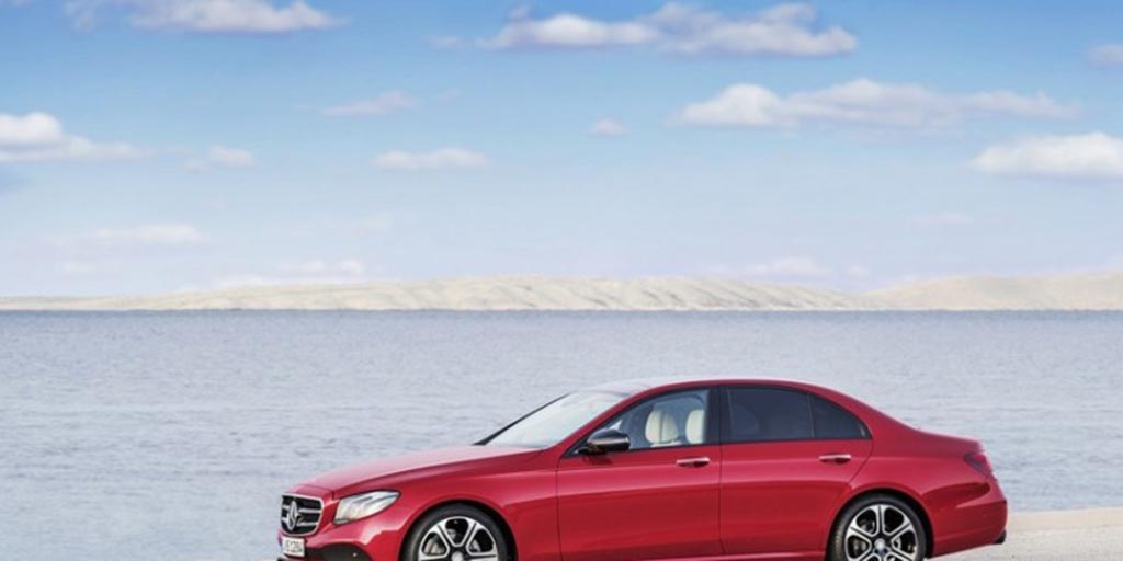 Mercedes Classe E aparece em Detroit. 23