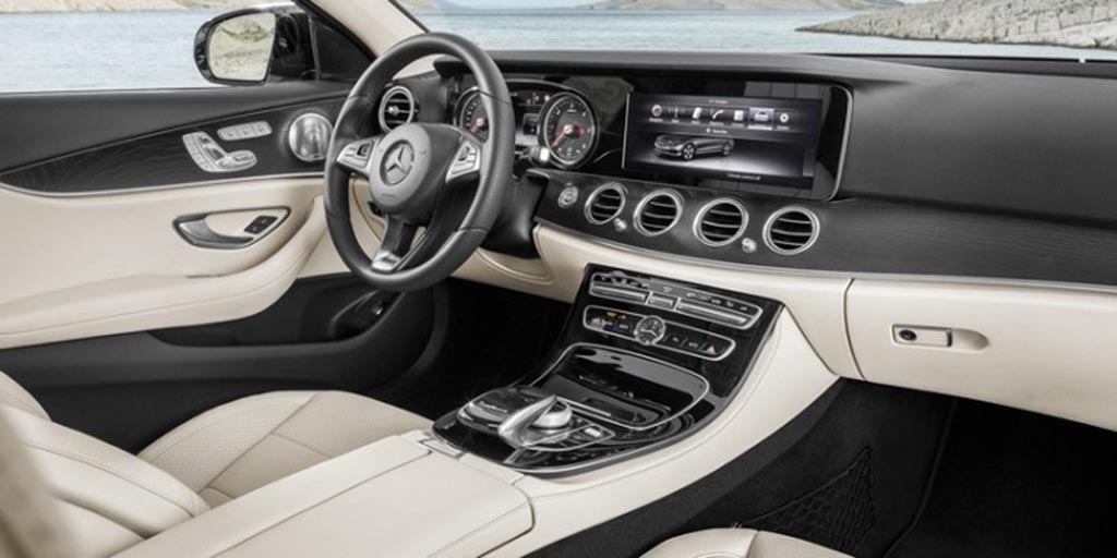 Mercedes Classe E aparece em Detroit. 21