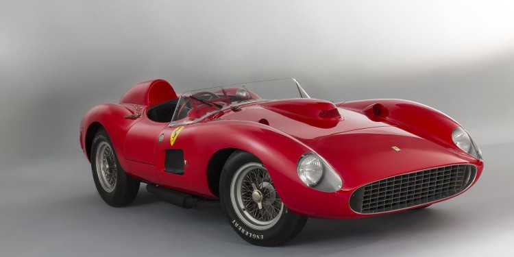 Ferrari 335 Sport Scaglietti de 1957 é o automóvel mais caro do mundo! 26