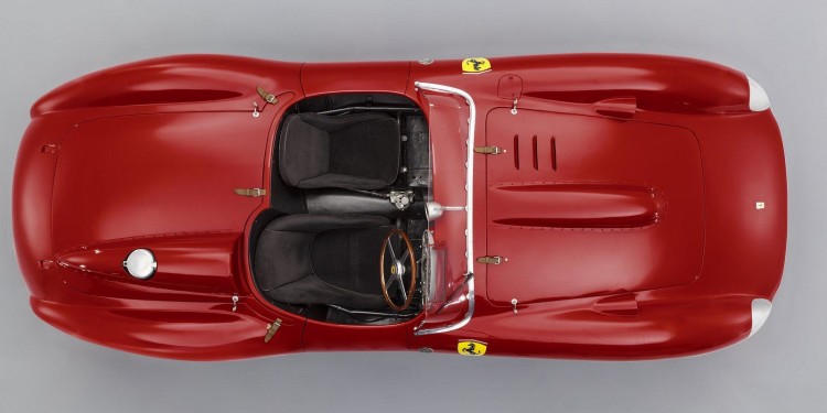 Ferrari 335 Sport Scaglietti de 1957 é o automóvel mais caro do mundo! 23