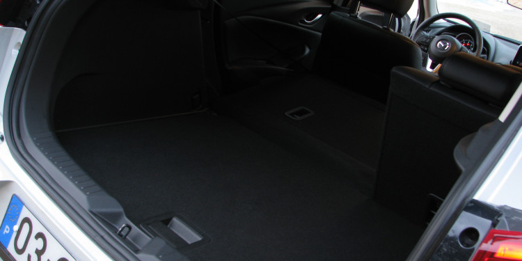 Mazda CX-3 SKYACTIV-D Excellence AWD: Perto da perfeição! 32