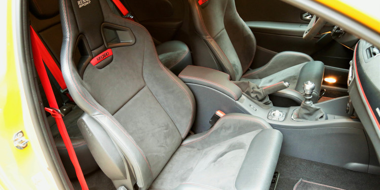 Renault Mégane RS Trophy 275: Máquina de emoções! 38