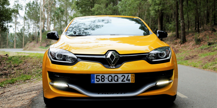 Renault Mégane RS Trophy 275: Máquina de emoções! 29