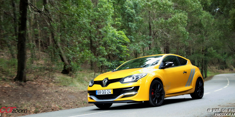 Renault Mégane RS Trophy 275: Máquina de emoções! 23