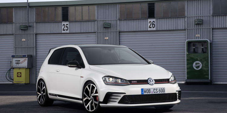 VW Golf GTI Clubsport Lightweight: Anti Type-R! 20