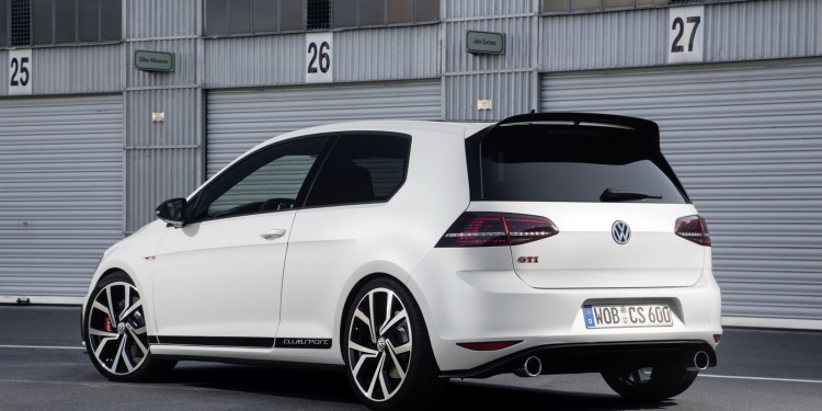 VW Golf GTI Clubsport Lightweight: Anti Type-R! 19