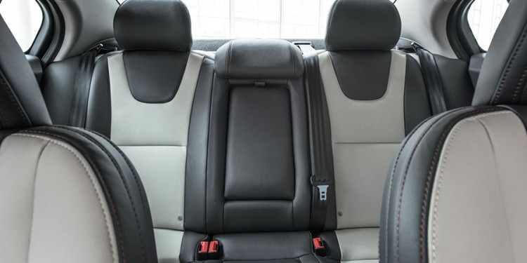 Volvo S60 D4 Cross Country: Um Sedan Aventureiro! 30