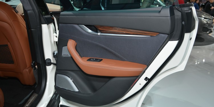 Maserati Levante apresentado no salão de Nova Iorque! 20