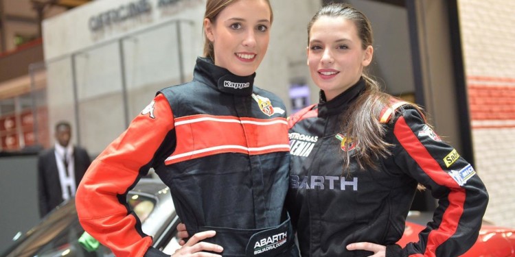 Fiat 124 Spider picado pelo escorpião em Genebra! 22