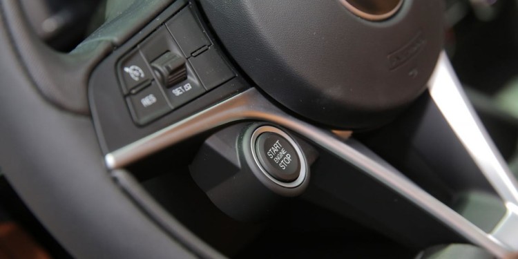 Alfa Romeo revela gama Giulia em Genebra! 70