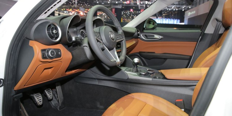 Alfa Romeo revela gama Giulia em Genebra! 63