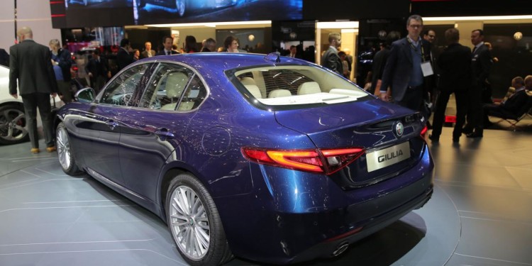 Alfa Romeo revela gama Giulia em Genebra! 42