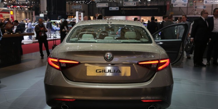 Alfa Romeo revela gama Giulia em Genebra! 17