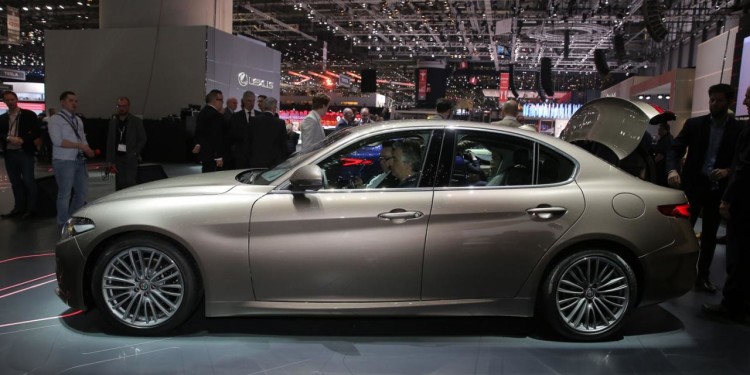 Alfa Romeo revela gama Giulia em Genebra! 15