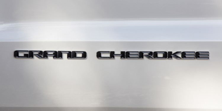 Jeep Grand Cherokee revelado online! 22