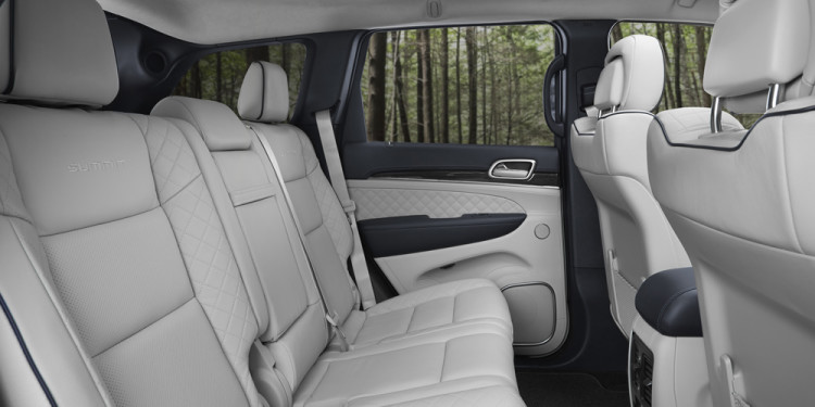 Jeep Grand Cherokee revelado online! 18