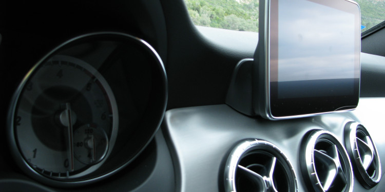 Mercedes CLA 180D AMG Line: Requinte desportivo! 31