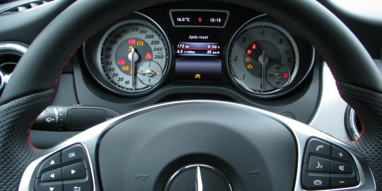 Mercedes CLA 180D AMG Line: Requinte desportivo! 27
