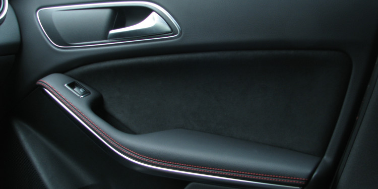 Mercedes CLA 180D AMG Line: Requinte desportivo! 24