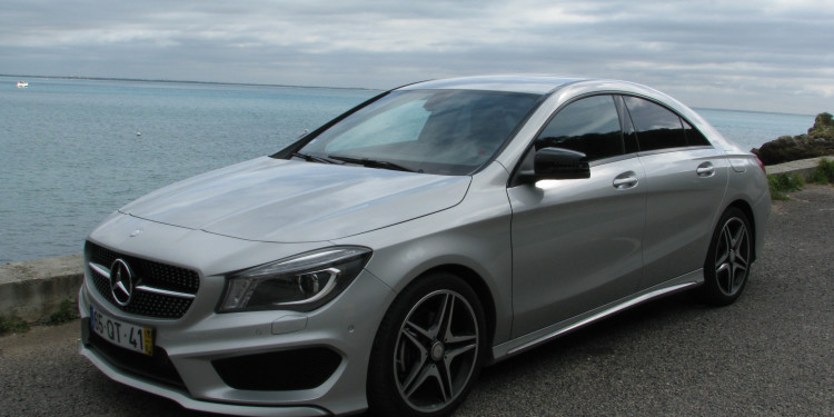 Mercedes CLA 180D AMG Line: Requinte desportivo! 45