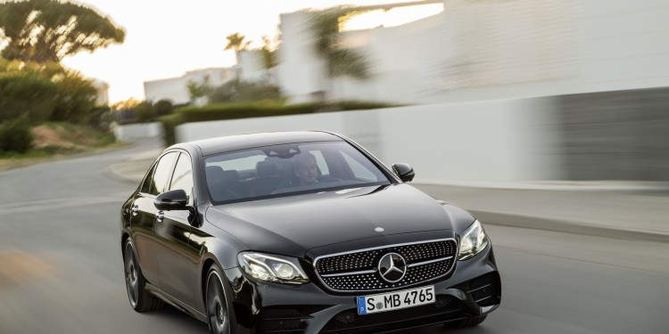 Mercedes E43 AMG 4 Matic revelado com 396cv! 14