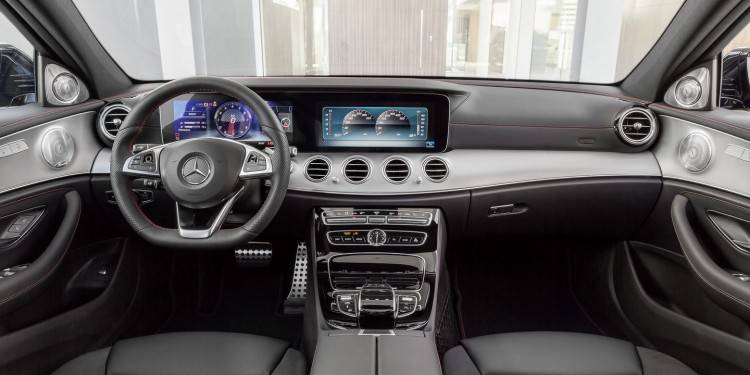 Mercedes E43 AMG 4 Matic revelado com 396cv! 24